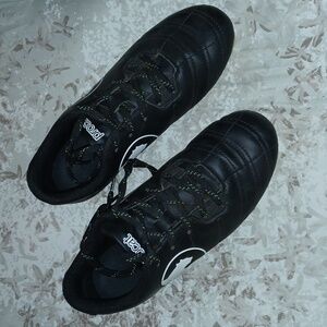 Black Procat Puma Athletic Cleats. Youth Size 2